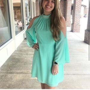 Beautiful Esley mint color dress NWOT